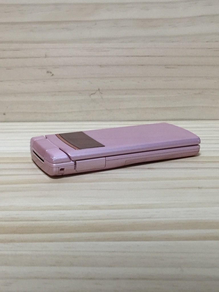au P671F 携帯電話 本体 黒 ピンク